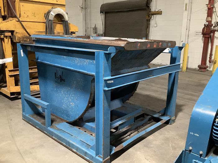 Used HI-VAC 230 VACUUM CLEANER