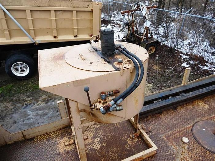 Used 1991 Mack RD600GK Water Truck