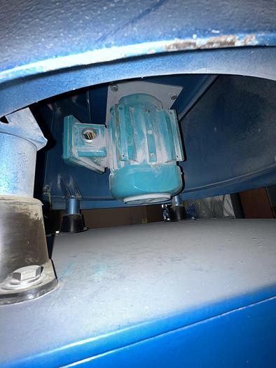 Used Used Russell-Finex 30" Stainless Steel Separator