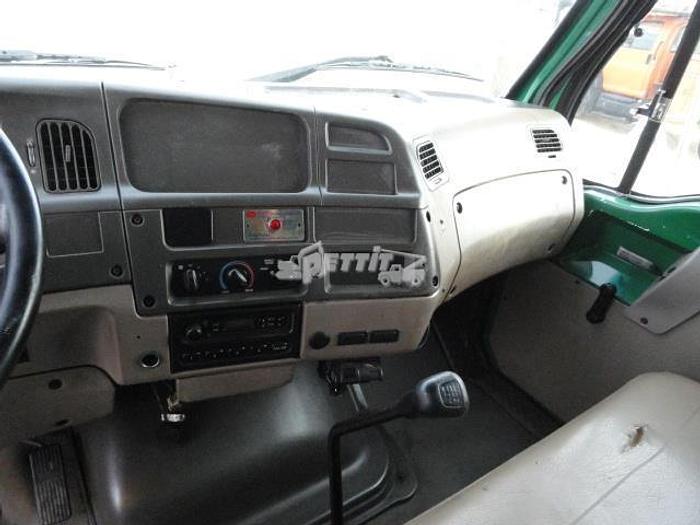 Used 2004 STERLING ACTERRA