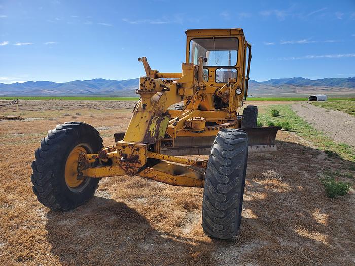 Used Allis Chalmers M100 Motor Grader
