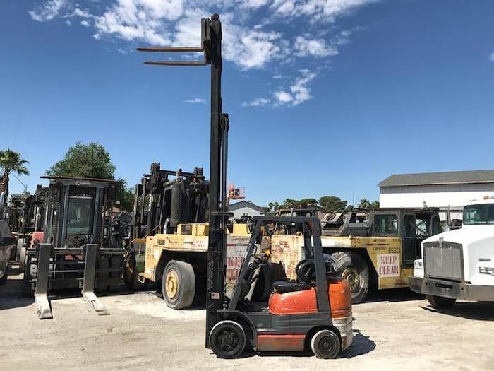 Used Toyota 42-6FGCU25 Forklift