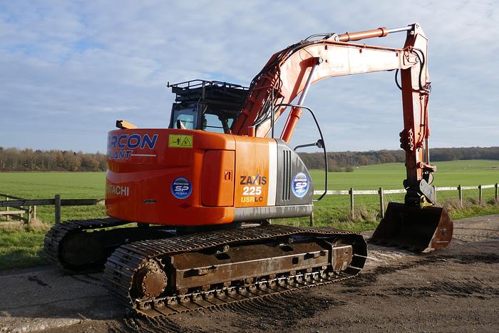 Used 2010 HITACHI ZX225 USLC-3