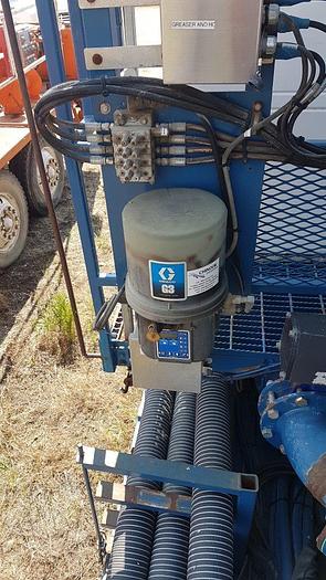 Used 1997 Peerless Baker Hughes Hydra Frac Blender Trailer