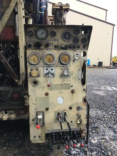 Used 1987 Ingersoll-Rand T4W Drill Rig