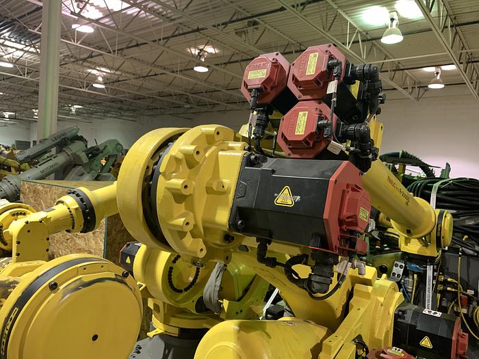 Used FANUC R2000iC/125L 6 AXIS CNC ROBOT WITH R30iB CONTROLLER, IR VISION, 125KG X 3,100 MM H REACH