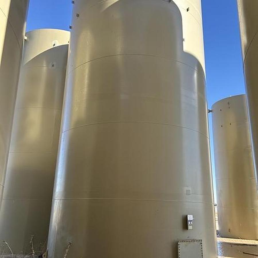 Used 1,000BBL Vertical Storage Tanks – 15.5’ x 30’, Carbon Steel, Flat Bottom, Used Basic Refurb