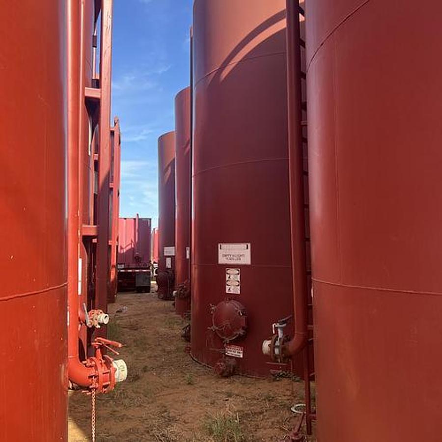 Used  400BBL Vertical Storage Tanks - 12’x 20’, Carbon Steel, Flat Bottom, Used Basic Refurb