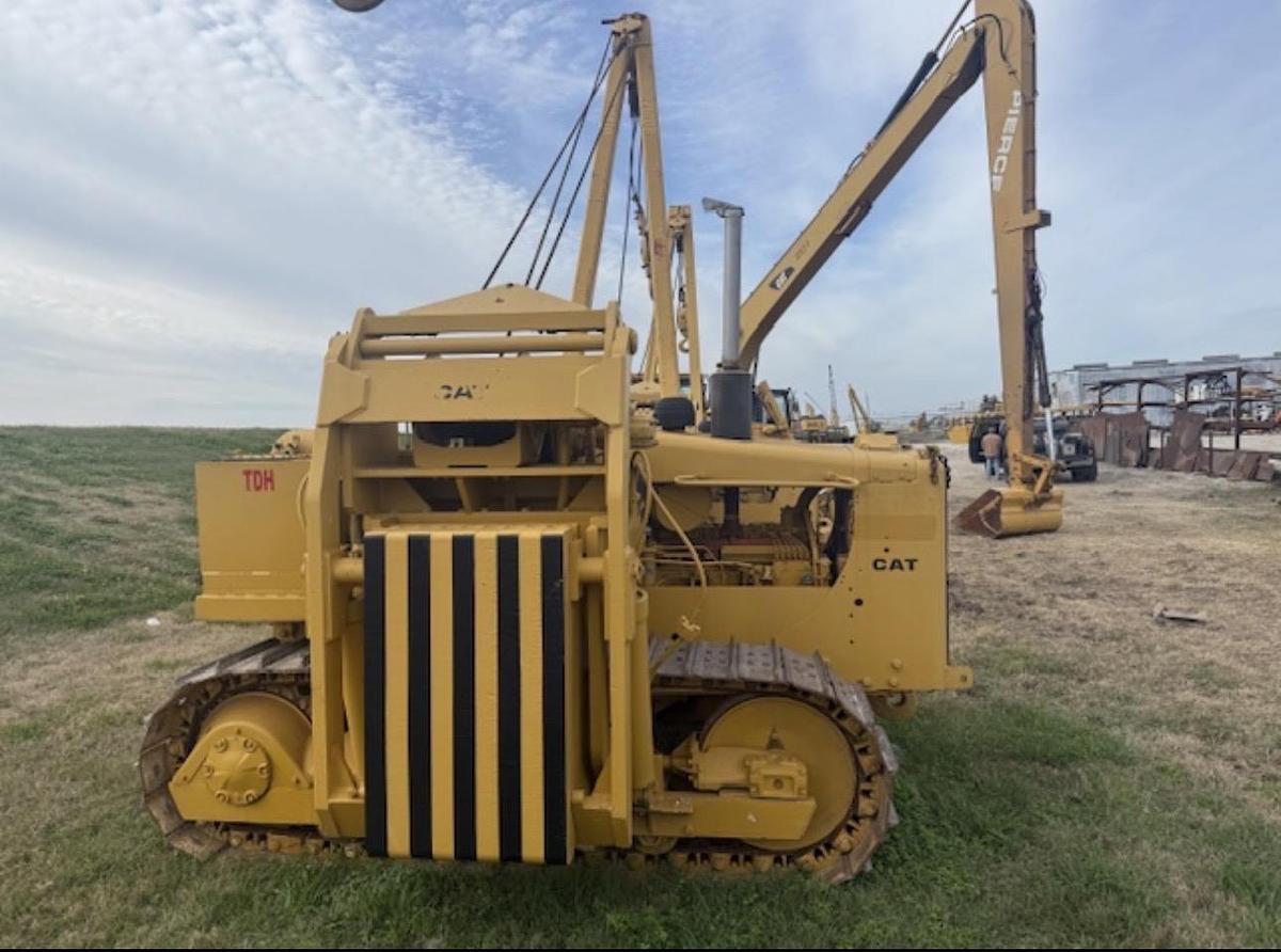 Used Caterpillar 561D