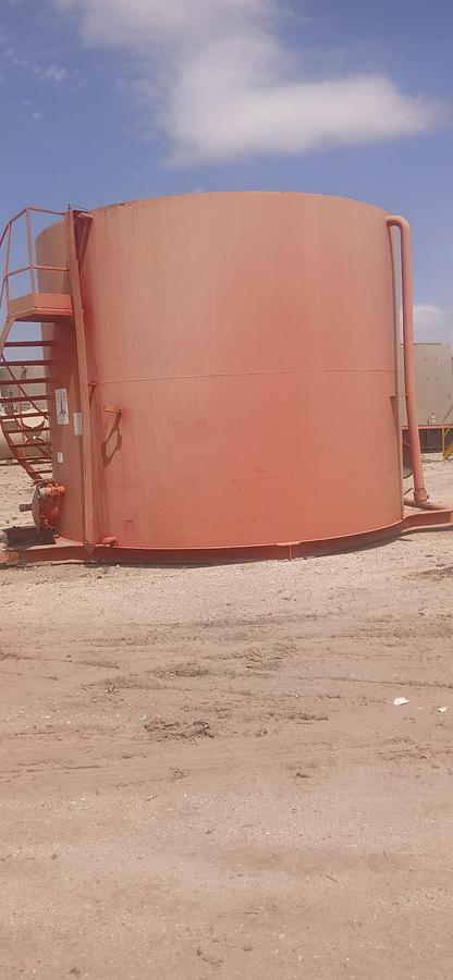 Used Desert Tanks 400BBL Skidded Vertical Storage Tanks - 14’ x 14’, Carbon Steel, Used Basic Refurb