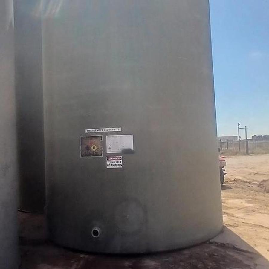 Used Used Permian Tank 400BBL Vertical Storage Tanks - 12’ x 20’, Fiberglass, Flat Bottom, Used Basic Refurb