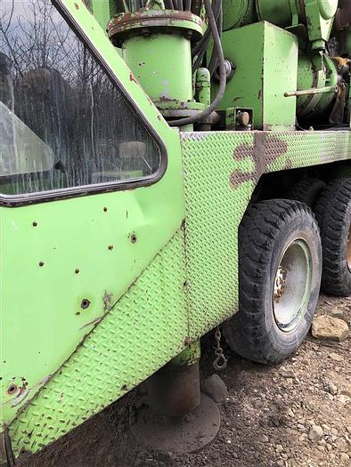 Used 1981 Chicago Pneumatic T650 Drill Rig