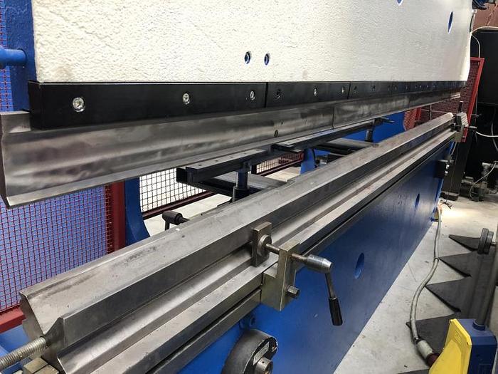 Usato PIEGATRICE NOVALSTILMEC IDRAULICA 4000 X 120 T