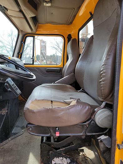 Used 2002 International 4900