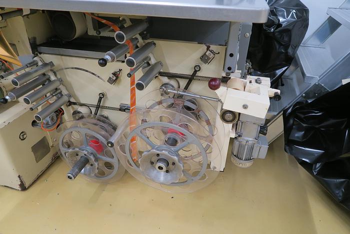 Usado OTTO HANSEL CHOCOLATE NEAPOLITAN WRAPPING MACHINE