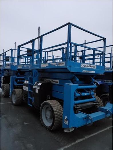 Used GENIE 43' 4WD SCISSOR LIFT GS-4390 RT