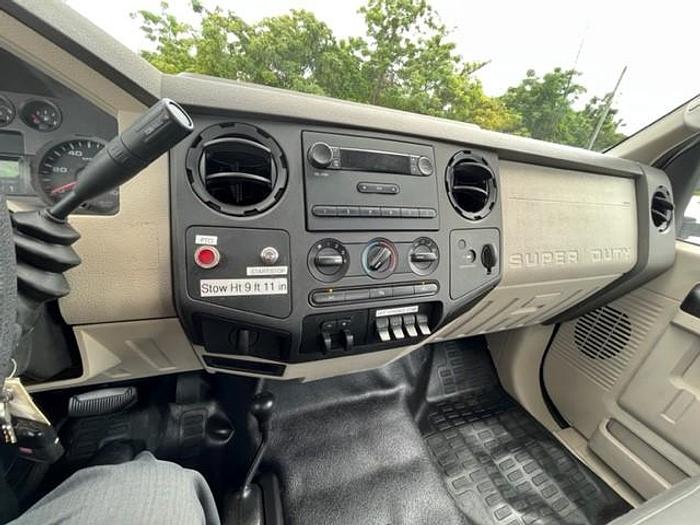 Used Versalift 41ft Material Handler Bucket Boom on 2010 Ford F550 4x4 Reg Cab Utility Truck - C25254