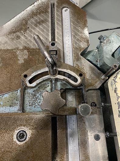 Used AMADA CS 220  3.2 mm Hydraulic corner notcher