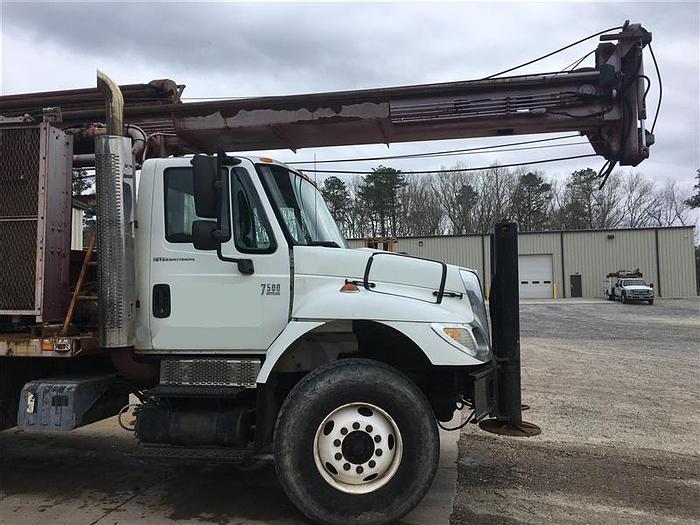 Used 2002 Ingersoll-Rand T2W Drill Rig