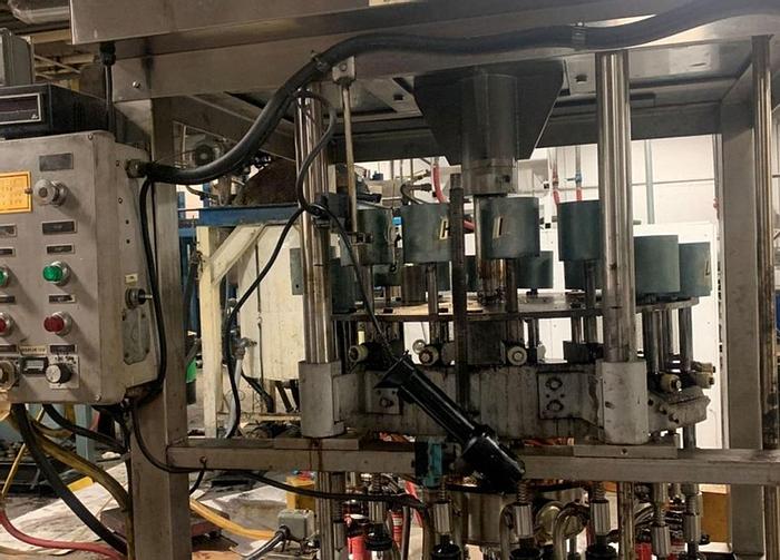 Used Packaging Dynamics 18 spout Pressure Gravity Filler  RF-10-18