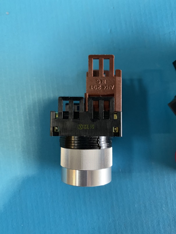 Used Fuji Electric Command Switch AH22-G1