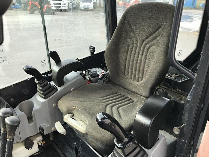 Used KUBOTA U27-4