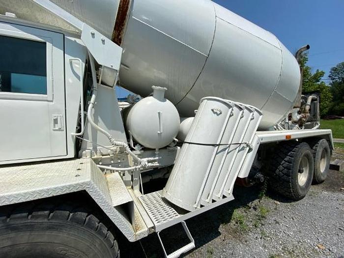 Used 2004 TEREX/Advance 4-Axle Concrete Mixer Truck