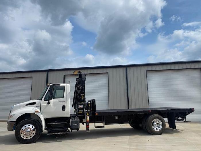 Used 2013 INTERNATIONAL DURASTAR 4300