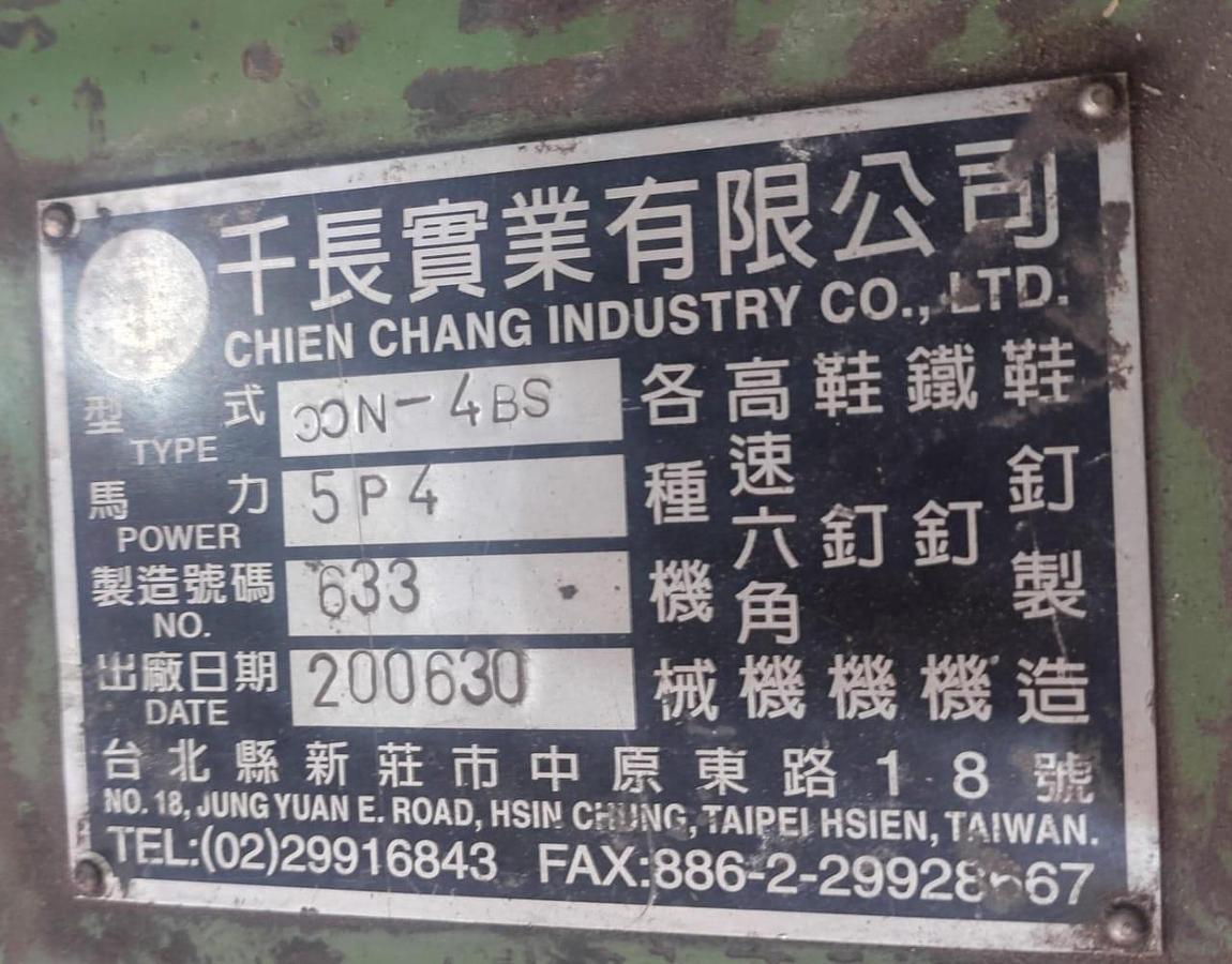 Usado Máquina de Prego Chien-Chang  CCN-4BS. 
