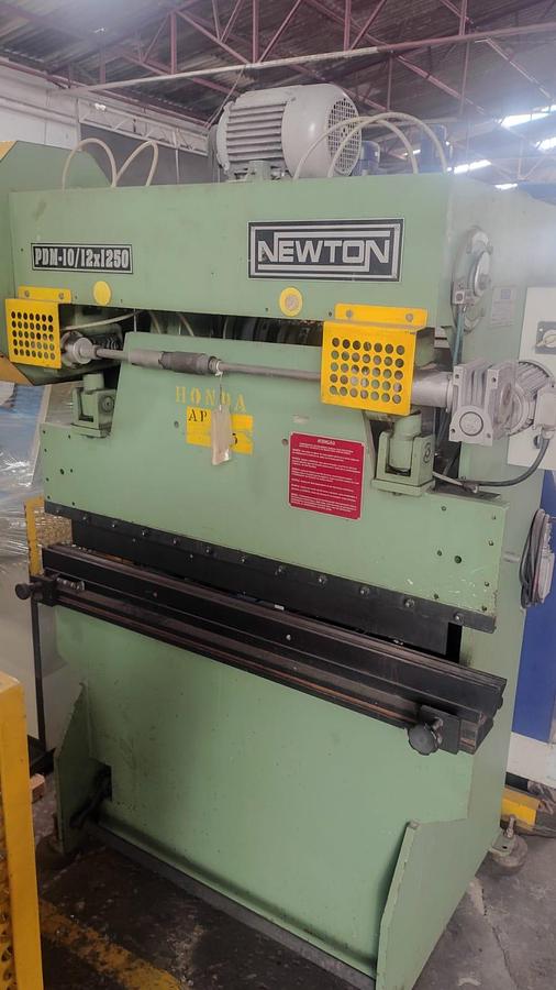 Usado PRENSA DOBRADEIRA MECÂNICA - NEWTON - MODELO PDM-10/12 x 1250MM