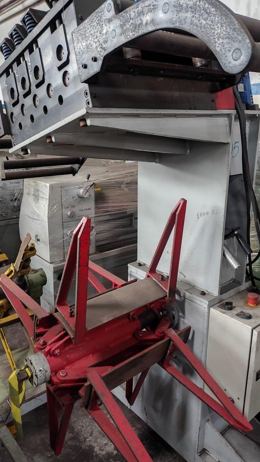 Usado Desbobinador e Endireitador Stampco DSF 3FM 