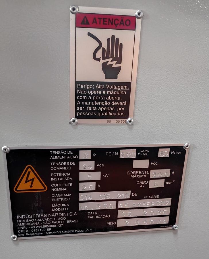 TORNO MECANICO NARDINI ND250 NOVO