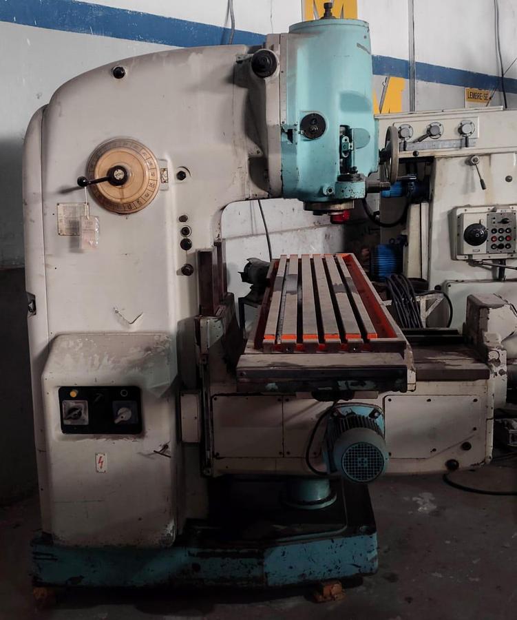 Usado Fresadora Universal Vertical MWM nº 5