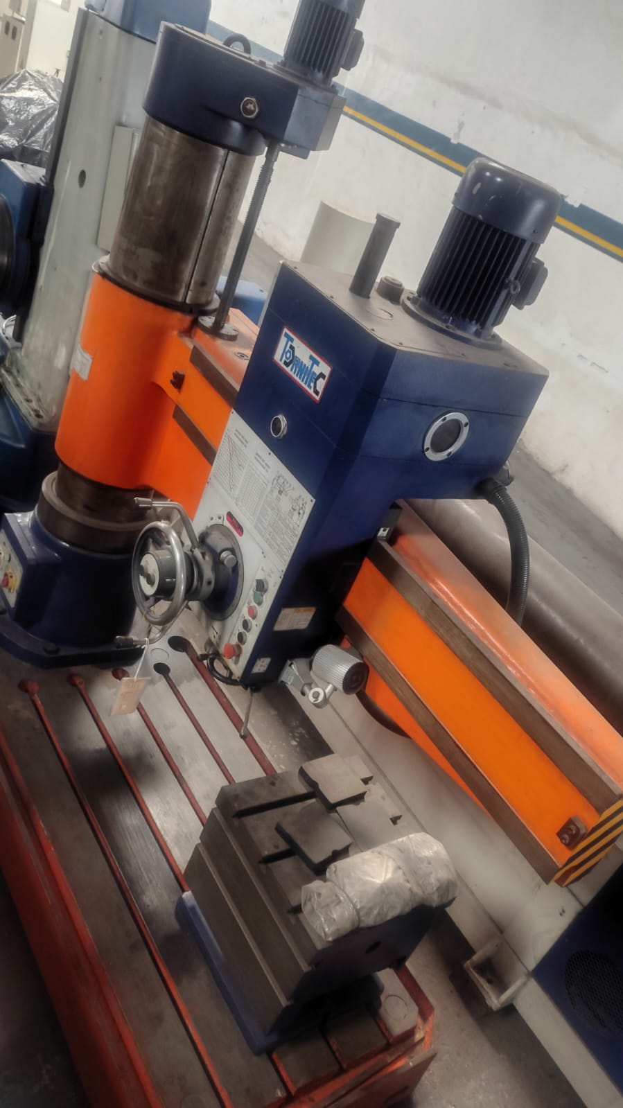 Usado Furadeira Radial Z 3050 x 16/1