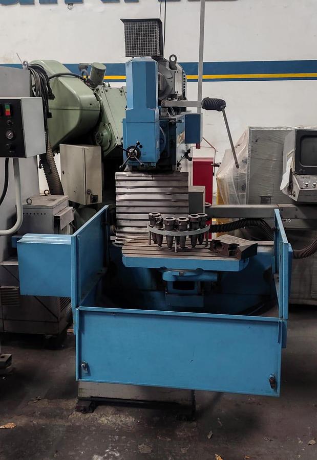 Usado Fresadora Traub MH500 CNC