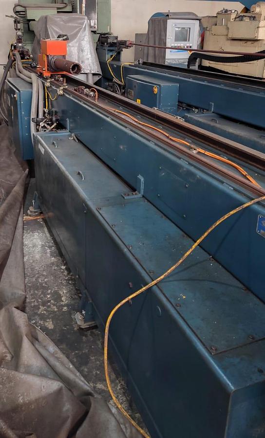 Usado Curvador de Tubos  Eagle Eaton Leonard VB200HP 