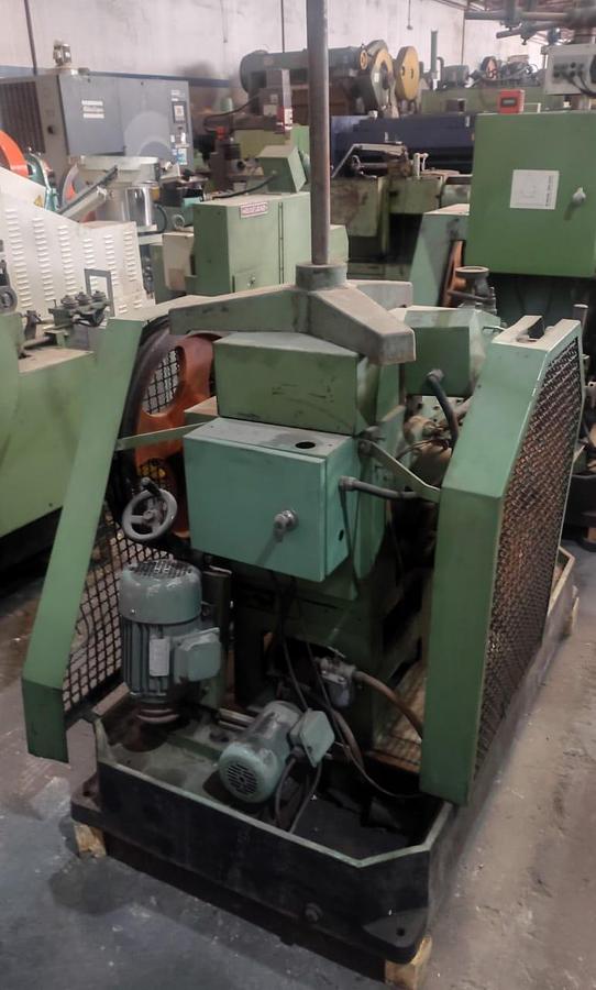 Usado Estampadeira Yih Woen YW 1538