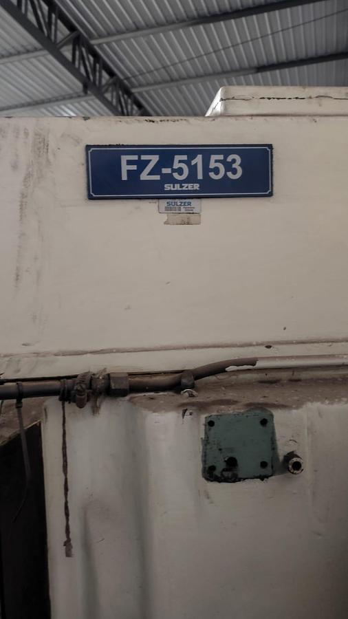 Usado Fresadora Universal Russa 