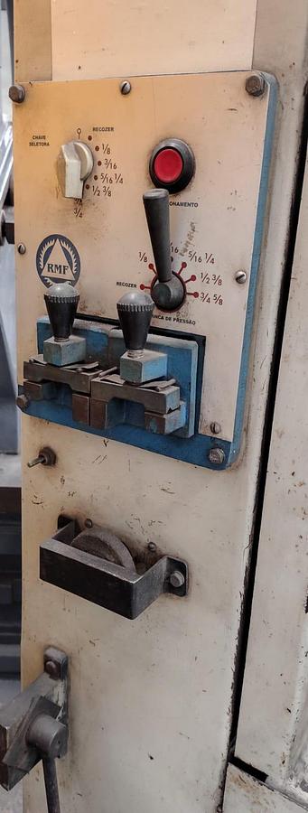 Usado Serra de Fita Vertical Romarfra RMF 400 S