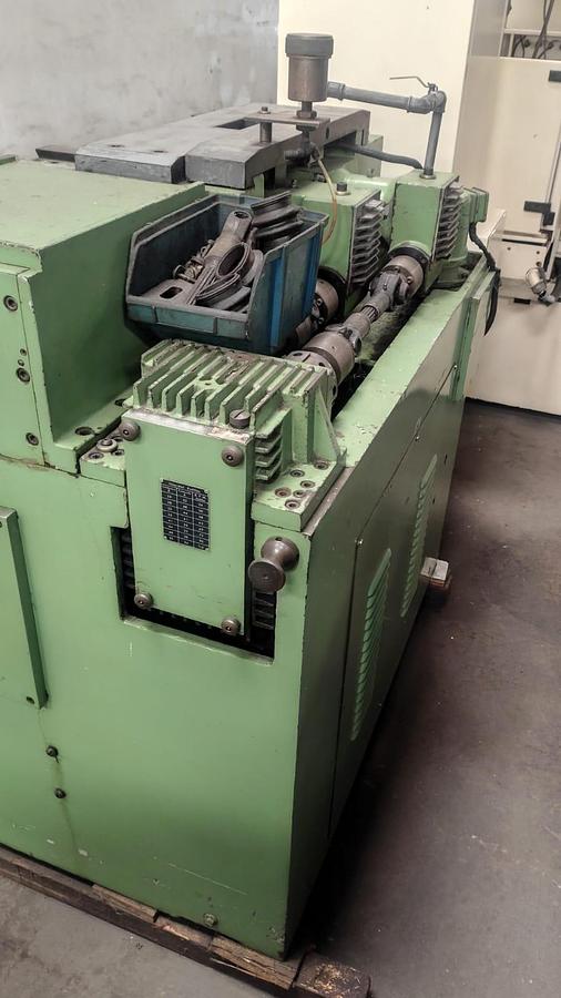 Usado Laminadora de Rosca SENY D-75-B