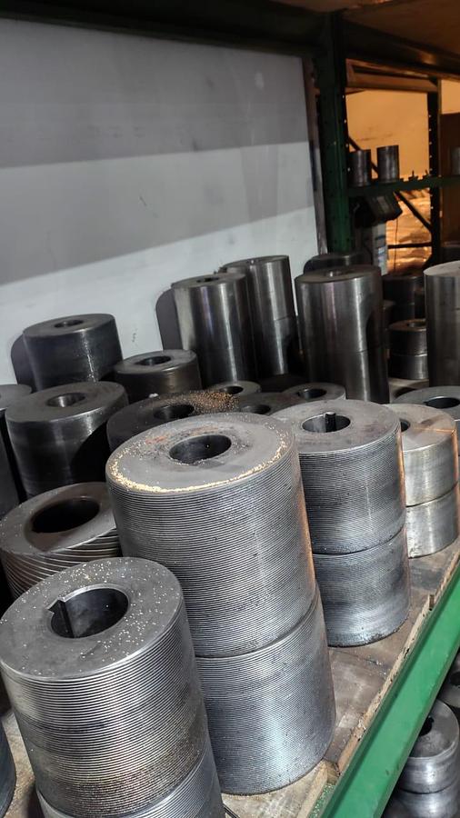 Usado Rolos para laminadora de Rosca