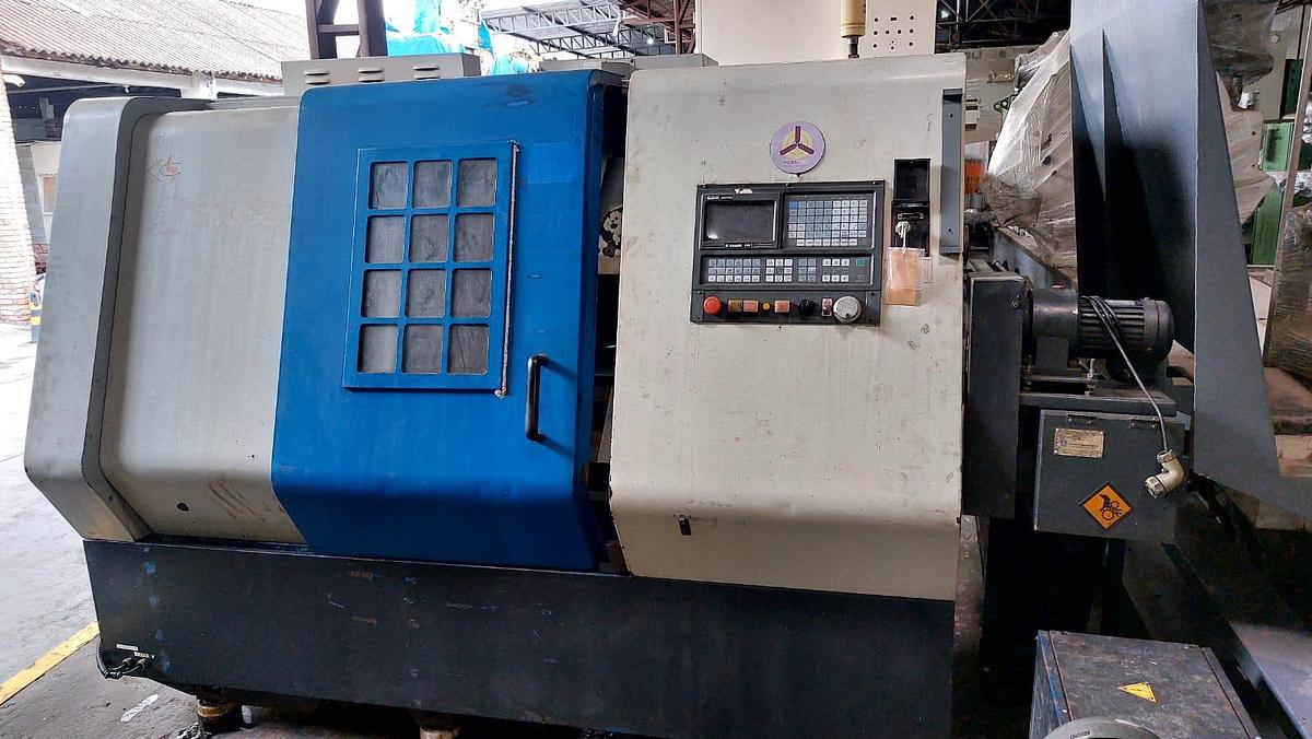 Usado Torno CNC com Barramento Inclinado