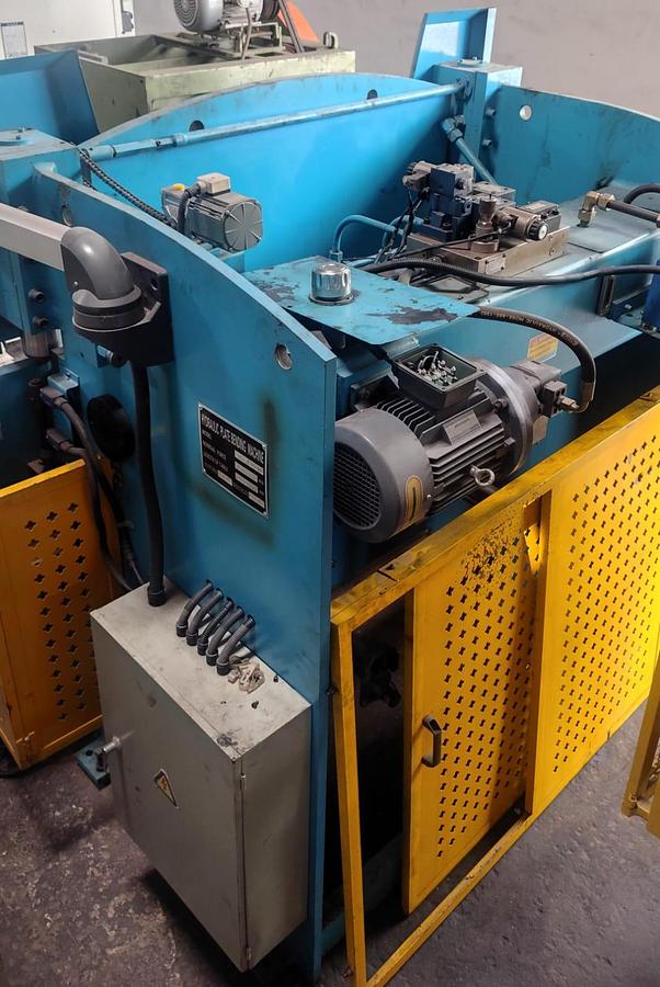 Dobradeira Hidraulica 40 Ton. 2 Mts. X 4 Mm Tornitec