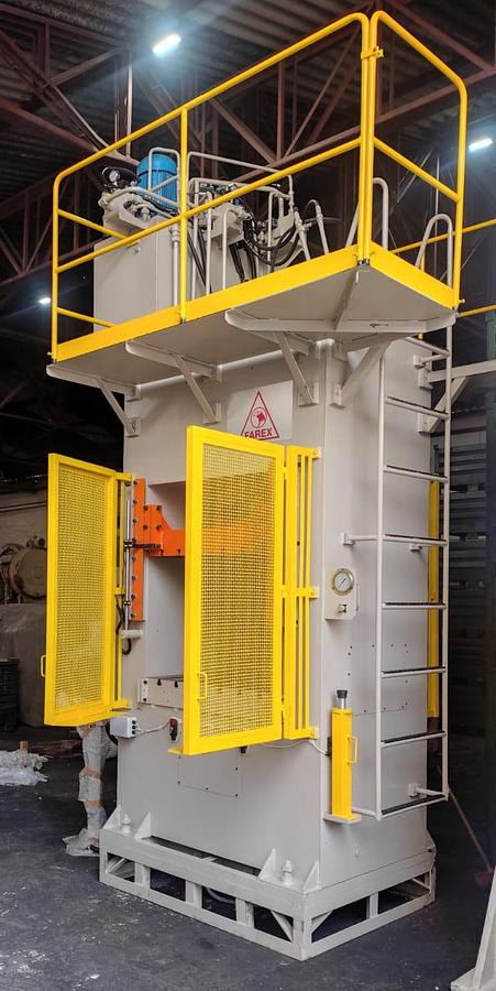 Usado Prensa Hidraulica Farex 200 ton tipo H