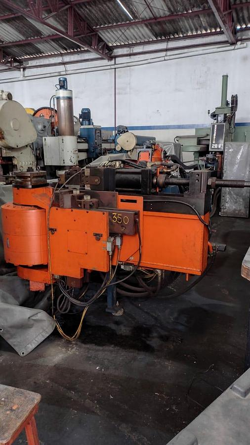 Usado Curvador de Tubos EATON LEONARD VB350HP
