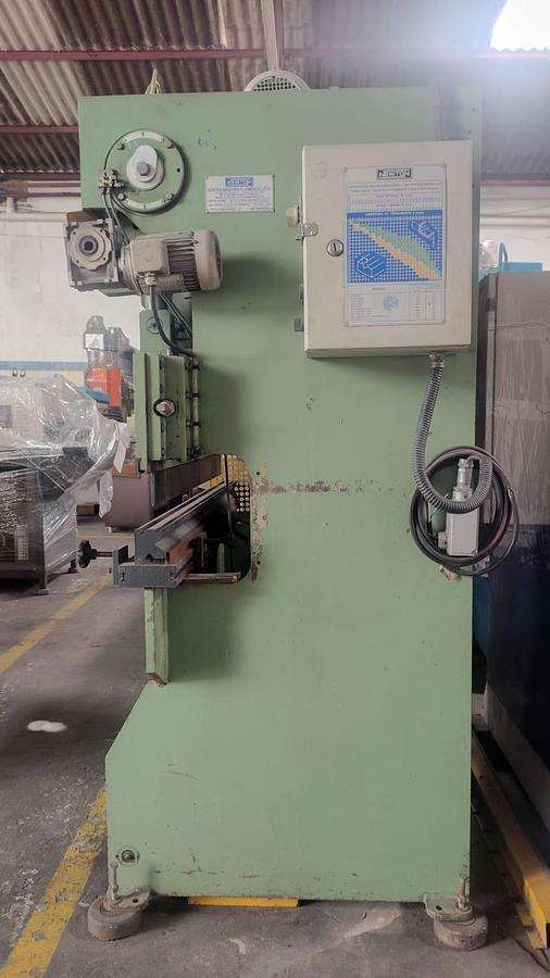 Usado PRENSA DOBRADEIRA MECÂNICA - NEWTON - MODELO PDM-10/12 x 1250MM