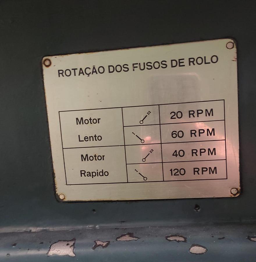 Usado Laminadora de Rosca Grob de 30 tons RM 54