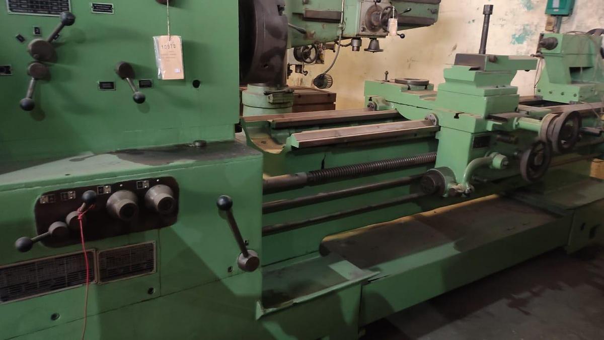 Usado Torno Mecânico Promeca  2000mm com Turbinadora