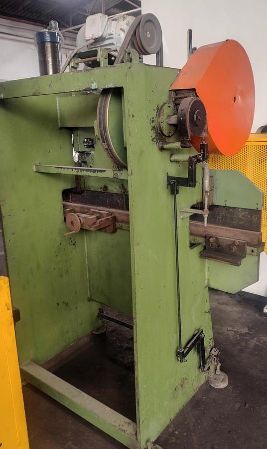 Usado Dobradeira Newton 1500mm x 1/8 (3mm)