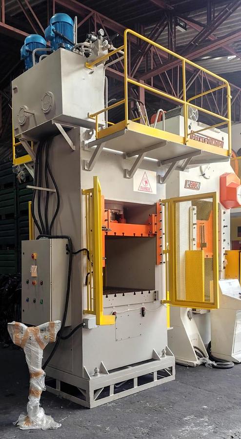 Usado Prensa Hidraulica Farex 200 ton tipo H